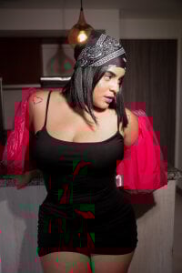 Violetrousse Public Pic 7