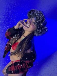 Julietasweett__ ✨ Winter Tease Pic 5