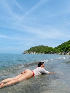 Sccarlett_Gracee Beach ❤️ Pic 3