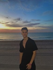 muscledesire Beach Pic