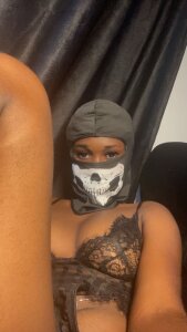 masked_kimberly Public 圖片