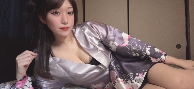 M_Kaede Public Pic 3