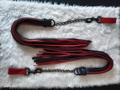 Kinkster_Jade STORE VIUDA NEGRA Pic 3