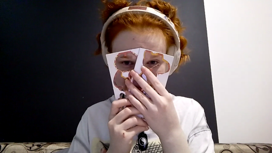 CurlaPettyBom what kind of music do you like to listen to? รูป  5