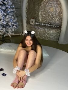 LadaJohnson: NY24 ( 3 фото)