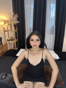 nikita_morris  in my room hon Pic 7