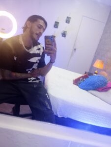 HOW ARE YOU ?😏 de jonas_conor  2 Imagens