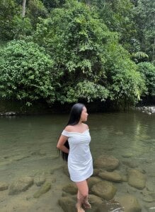 SUPERHOT_SHANTAL River girl  2. fénykép