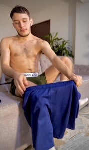 1Tommy9 Going out to train🧦🩳 Pic 2