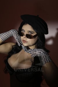 I am a luxury to be admired slowly… and desired without shame 😉 od GeorginaReyes  4 snímek