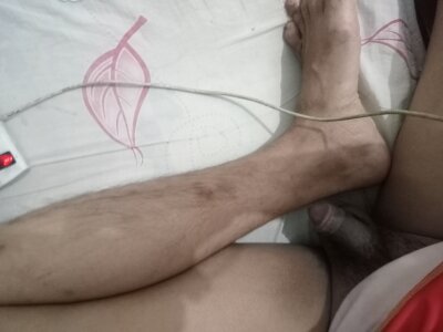 Zuzisex12 My dick horny Foto