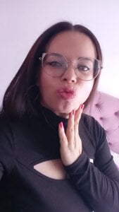 Public de emili_milf  3 Imagens