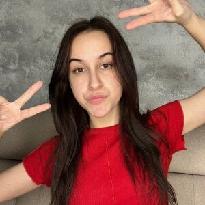 MarcelinaMeiのYour red queenの 3枚の写真