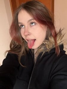 MaliaBourraine It's getting colder. Immagine  3