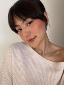 AitanaJhons_ Public Pic 2