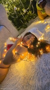 LilihtMature Open your gift and open my ass Pic 9