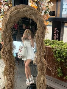 me 😊 de Tiffany_Muse  3 Imagens