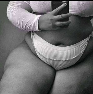 Queenwendeey Chubby Pic