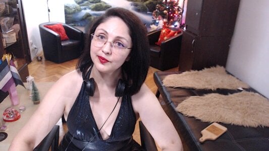 my new broadcasting set room starting with dec 2025 de Imperatriza  5 Imagens