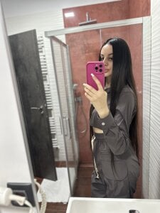 Alexiaaa121 Public Pic 4