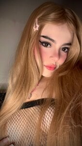 abby_jones2 blond hair and sexy ass зображення