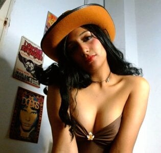 EmilyxAxel Your cowgirl, my love🤠🍑 Pic 8