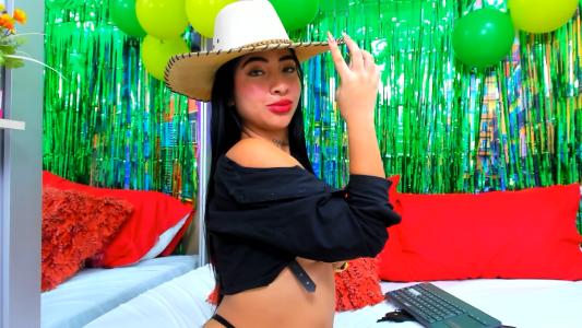MariahLovato 🤠a sexy cowgirl 🤠 Hình
