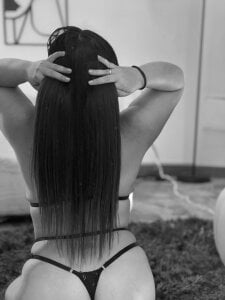 liany_taylor I am a beautiful, sensitive and soft-hearted girl.💜 зображення 4