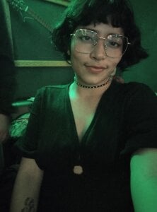 NinaYellow Public Pic 2