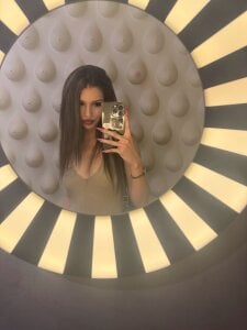 Public od ashleycheeesman  5 snímek