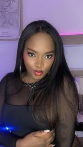 KAROL-SCOTT Back to black 🖤 Gambar 2