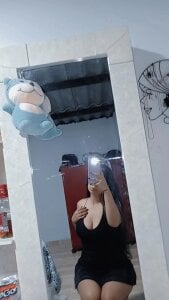 TinyRosee Public Pic 2