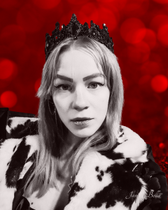 Jana-Bella Your Queen Pic 5