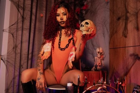 Pamelamiler__ Hallowen 👾👽 Pic 4