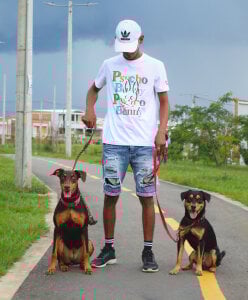 Nick_Collins18 nice afternoon with my pets Bilde 3