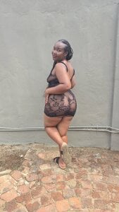 Pretty-001 Public Pic 3