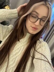 NicolaHulse A ray of sunshine Gambar 2