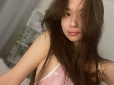 TeodoraChampy Kyllie your favorite? 💕 Pic 4