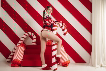 S_x_Zombie X-mas vibe Pic 2