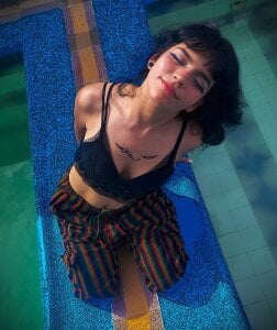 SamanthaXBuntys Public Pic 4