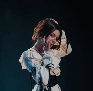 Merrit_Bef Public 사진