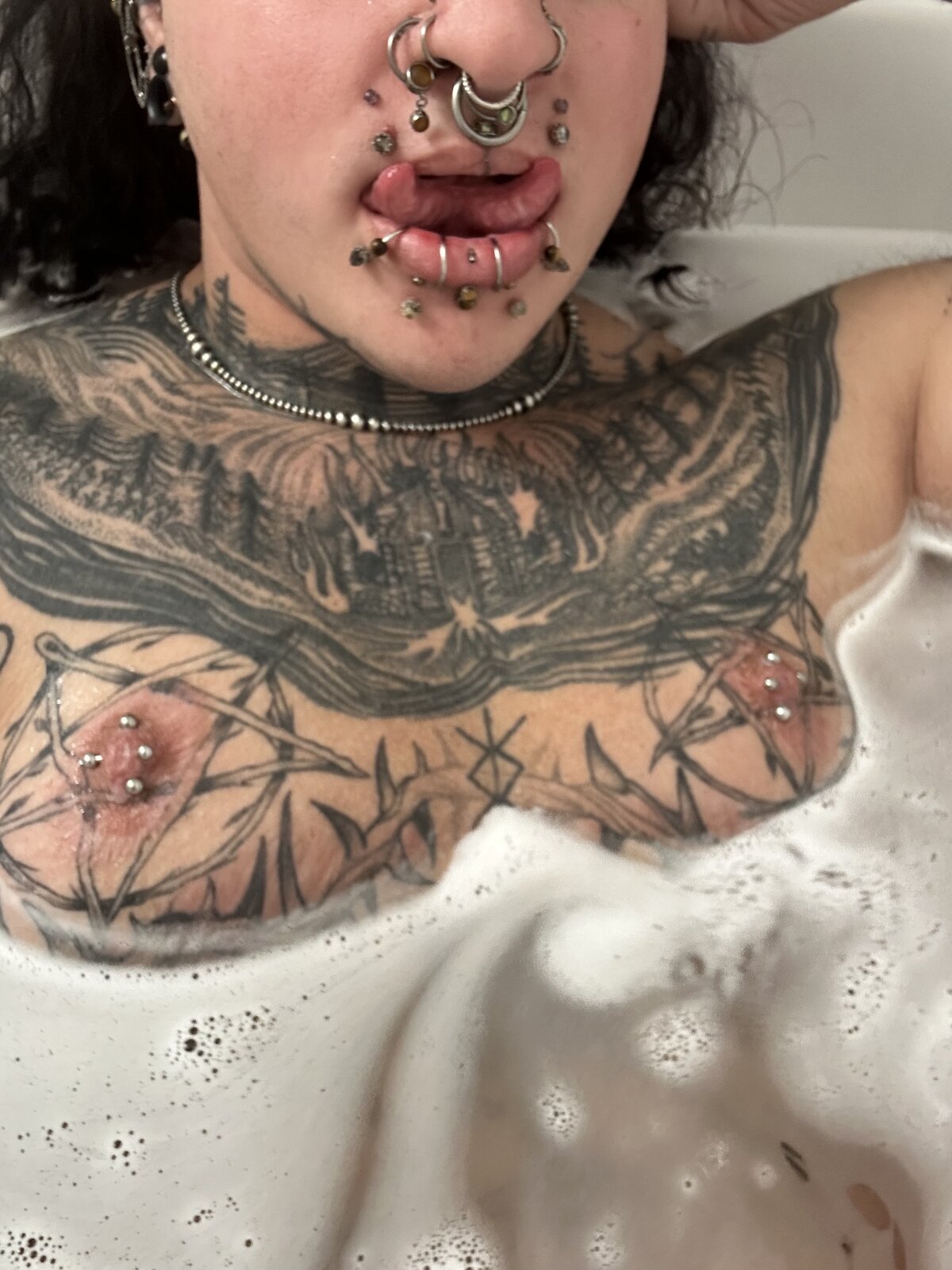 VeraVendetta Gambar Trending 4039