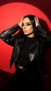 Electra_Darkk A bit more of myself Pic 2