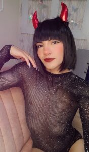 Cameron_Venus Public Pic 3