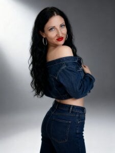 MissRossi eye color slika