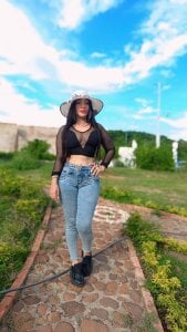 Ema_hot_01 Ema ... Pic 3