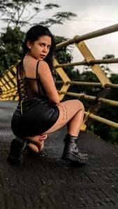 Public od hillarybigboobs  snímek