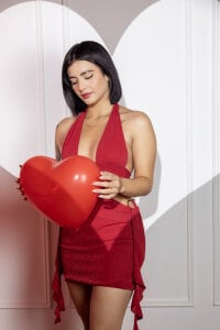 🔥 Samy, Your Valentine Fantasy 💘 de Samyscott_  4 Imagens