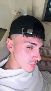 bastia_noooo: My face// my dick ( 2 фото)