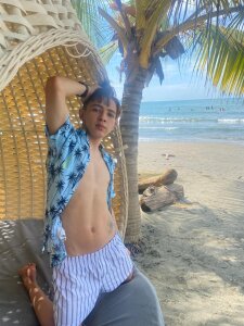 Lian on the beach de Lian_Miller1_  Imagens